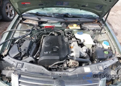 2002 Volkswagen Passat Gls z USA, uszkodzony, nr VIN WVWPD63B82P343278